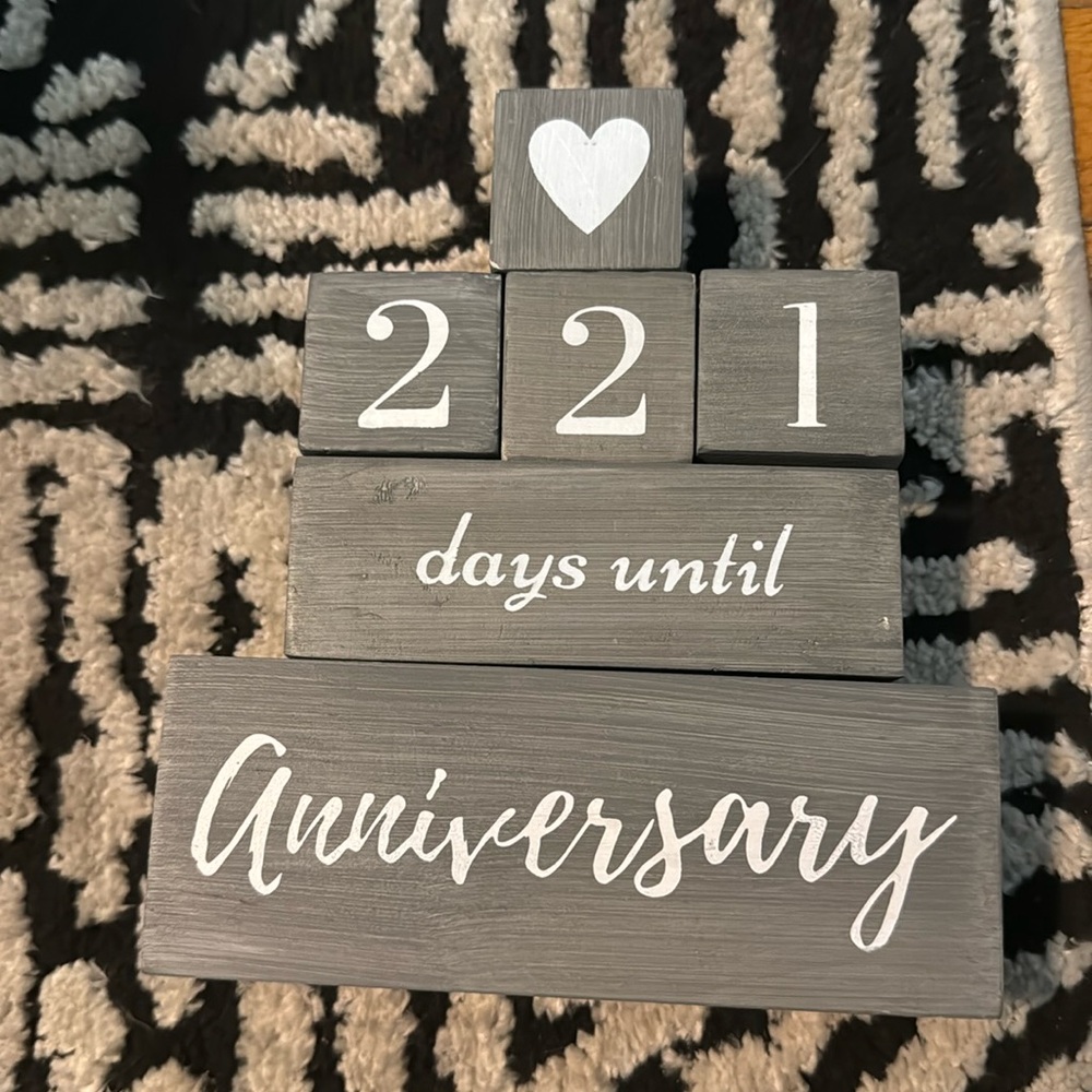 Wedding countdown/anniversary countdown
